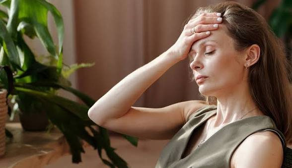 Understanding Migraine Symptoms, Triggers, and Treatments